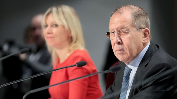 Глава МИД РФ Сергей Лавров на пресс-конференции по итогам ежегодного заседания СМИД ОБСЕ в Милане. 7 декабря 2018 Глава МИД РФ Сергей Лавров на пресс-конференции по итогам ежегодного заседания СМИД ОБСЕ в Милане. 7 декабря 2018