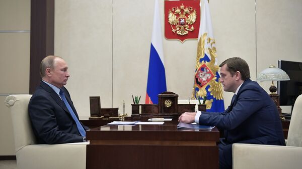 Владимир Путин и заместитель министра сельского хозяйства РФ, руководитель агентства Росрыболовство Илья Шестаков во время встречи. 14 декабря 2018 Владимир Путин и заместитель министра сельского хозяйства РФ, руководитель агентства Росрыболовство Илья Шестаков во время встречи. 14 декабря 2018