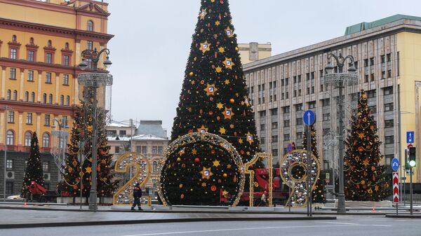 Монтаж новогодних конструкций в Москве Монтаж новогодних конструкций в Москве