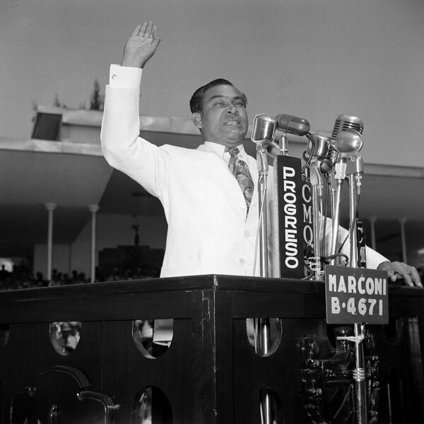Президент Кубы Фульхенсио Батиста. 1953 год Президент Кубы Фульхенсио Батиста. 1953 год