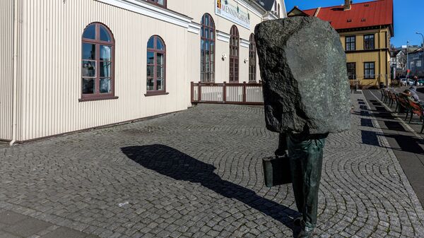 Неизвестный чиновник, Рейкьявик, Исландия Неизвестный чиновник, Рейкьявик, Исландия