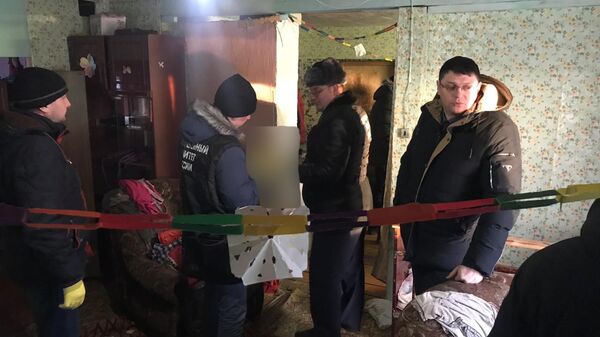 Дом в селе Черемхово Улетовского района, где были обнаружены тела женщины и двух малолетних детей с признаками насильственной смерти Дом в селе Черемхово Улетовского района, где были обнаружены тела женщины и двух малолетних детей с признаками насильственной смерти