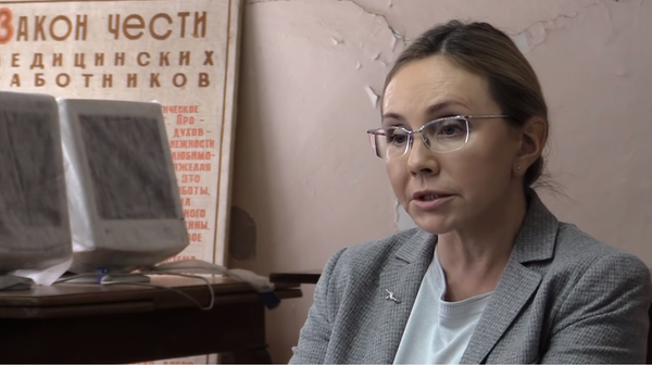 Владимирские власти опубликовали видео, где чиновница советует медикам помыть полы Владимирские власти опубликовали видео, где чиновница советует медикам помыть полы
