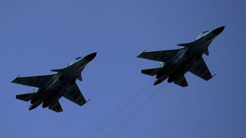 Истребители-бомбардировщики Су-34 Истребители-бомбардировщики Су-34