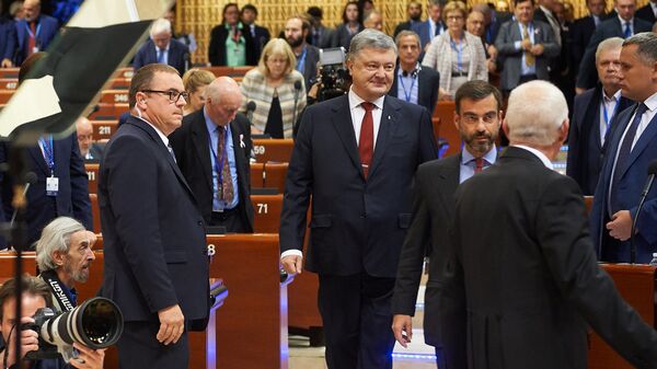 Президент Украины Петр Порошенко перед заседанием Парламентской Ассамблеи Совета Европы Президент Украины Петр Порошенко перед заседанием Парламентской Ассамблеи Совета Европы