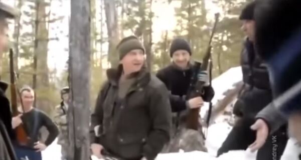 Стоп-кадр видео охоты губернатора Иркутской области Сергея Левченко Стоп-кадр видео охоты губернатора Иркутской области Сергея Левченко