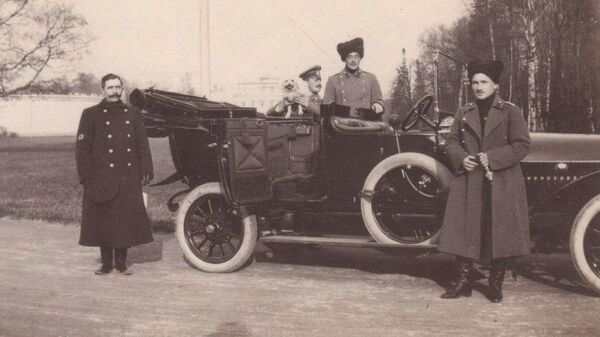 Фотография из тайника охранника Николая II Фотография из тайника охранника Николая II