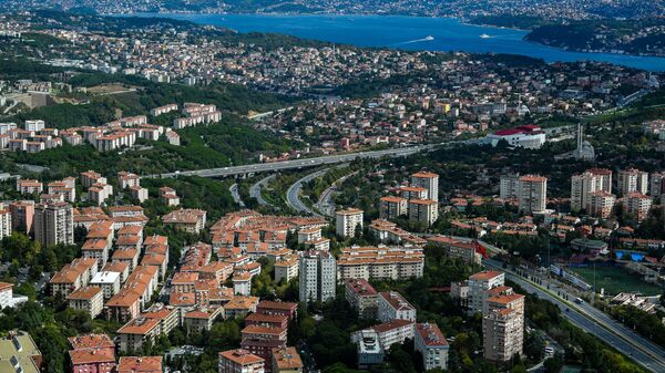 В Турции продлили запрет на въезд и выезд из 15 провинций