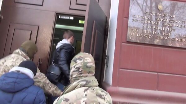 Задержание членов террористической организации Хизб ут-Тахрир аль-Ислами* в Крыму Задержание членов террористической организации Хизб ут-Тахрир аль-Ислами* в Крыму