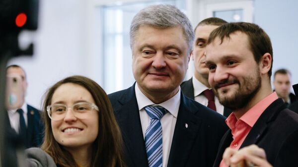 Президент Украины Петр Порошенко на открытии Харьковской областной филармонии после реконструкции. 14 февраля 2019 Президент Украины Петр Порошенко на открытии Харьковской областной филармонии после реконструкции. 14 февраля 2019