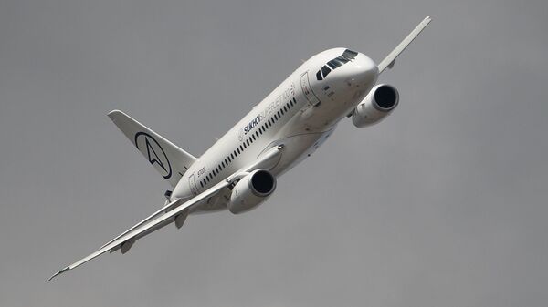 Самолет Sukhoi Superjet 100 Самолет Sukhoi Superjet 100