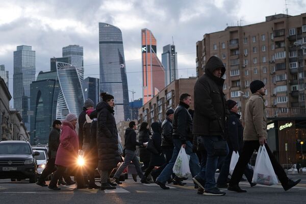 Пешеходный переход на Большой Дорогомиловской улице в Москве Пешеходный переход на Большой Дорогомиловской улице в Москве