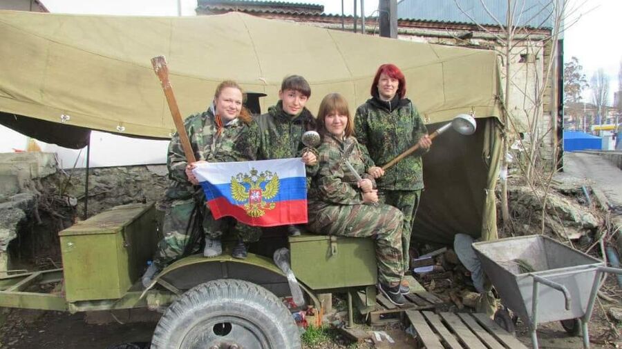 Пророссийский митинг в Крыму Пророссийский митинг в Крыму