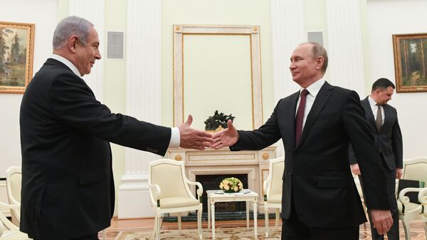 Президент России Владимир Путин и премьер-министр Государства Израиль Биньямин Нетаньяху во время встречи в Кремле. 27 февраля 2019 Президент России Владимир Путин и премьер-министр Государства Израиль Биньямин Нетаньяху во время встречи в Кремле. 27 февраля 2019