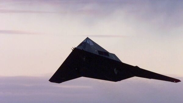 Американский бомбардировщик-невидимка F-117 Американский бомбардировщик-невидимка F-117