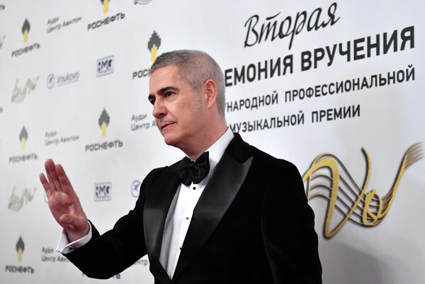 Оперный и эстрадный певец Алессандро Сафина перед Второй церемонией вручения наград Международной профессиональной музыкальной премии BraVo Оперный и эстрадный певец Алессандро Сафина перед Второй церемонией вручения наград Международной профессиональной музыкальной премии BraVo