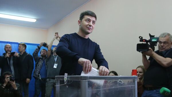 Эксперты отметили необъяснимые скачки явки на выборах на Украине 
