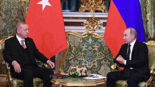 Президент России Владимир Путин и президент Турции Реджеп Эрдоган во время встречи в Москве. 8 апреля 2019 Президент России Владимир Путин и президент Турции Реджеп Эрдоган во время встречи в Москве. 8 апреля 2019