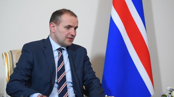 Президент Республики Исландии Гудни Йоханнессон во время встречи с президентом РФ Владимиром Путиным на полях V Международного арктического форума Арктика – территория диалога в Санкт-Петербурге. 10 апреля 2019 Президент Республики Исландии Гудни Йоханнессон во время встречи с президентом РФ Владимиром Путиным на полях V Международного арктического форума Арктика – территория диалога в Санкт-Петербурге. 10 апреля 2019