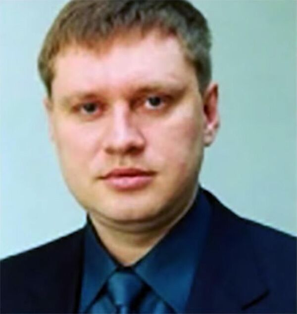 Обвиняемый Дмитрий Непомнящий Обвиняемый Дмитрий Непомнящий