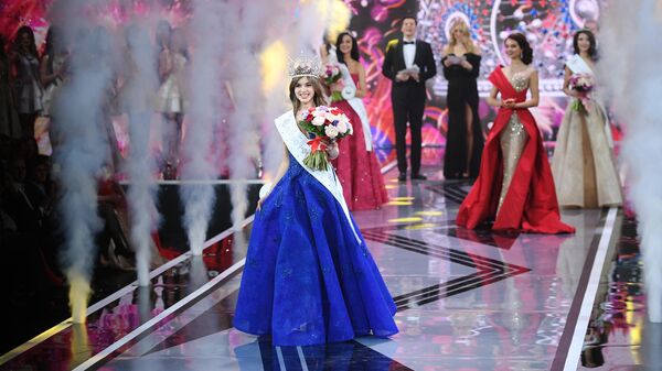 Мисс Россия 2019 Алина Санько на церемонии награждения финалисток конкурса Мисс Россия 2019