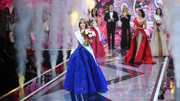 Мисс Россия 2019 Алина Санько на церемонии награждения финалисток конкурса Мисс Россия 2019 Мисс Россия 2019 Алина Санько на церемонии награждения финалисток конкурса Мисс Россия 2019