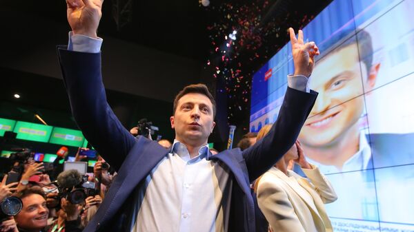 Сторонники Порошенко резко изменили риторику после победы Зеленского