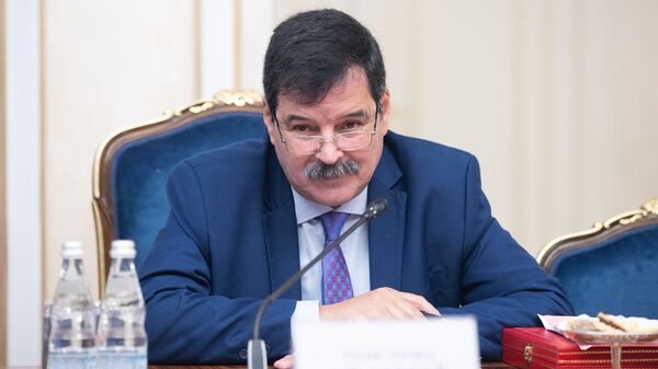 Президент Марокканского комитета мира и солидарности, вице-президент Организации солидарности народов Азии и Африки Талаой Ассауд Аль-Атласси
Президент Марокканского комитета мира и солидарности, вице-президент Организации солидарности народов Азии и Африки Талаой Ассауд Аль-Атласси