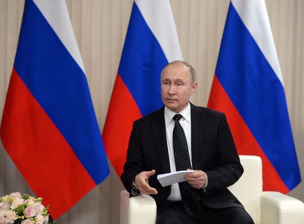 Президент РФ Владимир Путин во время встречи с председателем Госсовета Корейской Народно-Демократической Республики Ким Чен Ыном Президент РФ Владимир Путин во время встречи с председателем Госсовета Корейской Народно-Демократической Республики Ким Чен Ыном