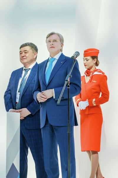 Форум открыли генеральный директор ПАО Аэрофлот Виталий Савельев и генеральный директор АО Аэромар Владимир Джао. Форум открыли генеральный директор ПАО Аэрофлот Виталий Савельев и генеральный директор АО Аэромар Владимир Джао.