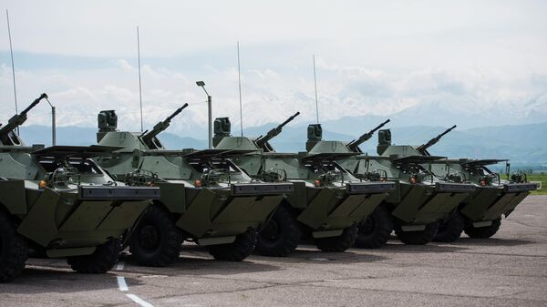 Минобороны передало Таджикистану боевые разведывательные машины