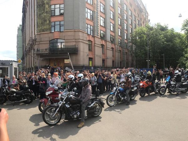 Мотопробег в память о главном редакторе радио Говорит Москва Сергее Доренко в Москве. 12 мая 2019 Мотопробег в память о главном редакторе радио Говорит Москва Сергее Доренко в Москве. 12 мая 2019