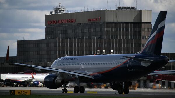Airbus A320 в аэропорту Шереметьево в Москве