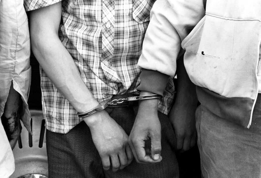 Задержанные участники беспорядков на межнациональной почве в Ферганской долине
