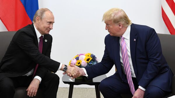 Президент РФ Владимир Путин и президент США Дональд Трамп на полях саммита Группы двадцати в Осаке. 28 июня 2019 Президент РФ Владимир Путин и президент США Дональд Трамп на полях саммита Группы двадцати в Осаке. 28 июня 2019