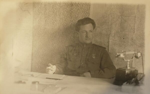 Одна из немногих сохранившихся военных фото Павла Наумова Одна из немногих сохранившихся военных фото Павла Наумова