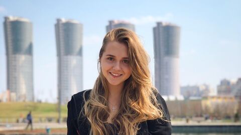 Фигуристка Елена Радионова Фигуристка Елена Радионова