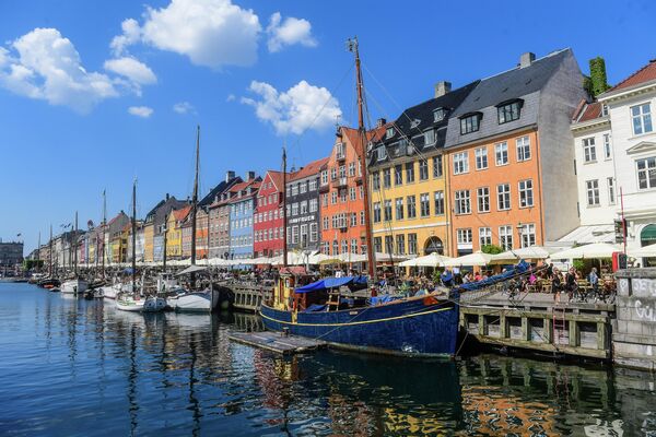 Канал Nyhavn (Новая гавань) в Копенгагене Канал Nyhavn (Новая гавань) в Копенгагене
