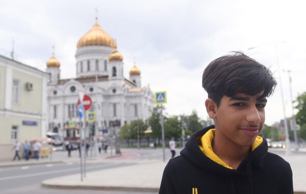 Иракский мальчик Касим Алькадим в Москве Иракский мальчик Касим Алькадим в Москве