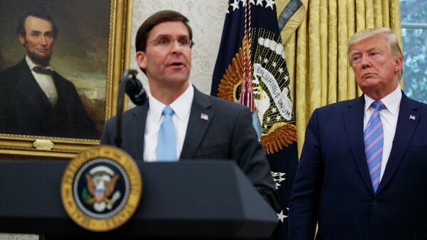 Новый министр обороны США Марк Эспер и президент США Дональд Трамп в Белом доме. 23 июля 2019 Новый министр обороны США Марк Эспер и президент США Дональд Трамп в Белом доме. 23 июля 2019