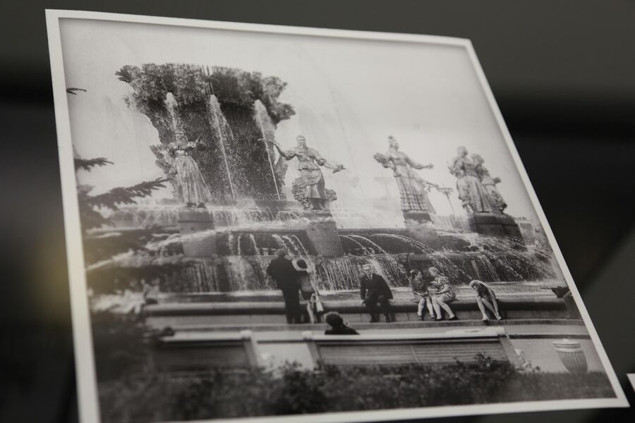 Фотография фонтана Дружба народов Фотография фонтана Дружба народов