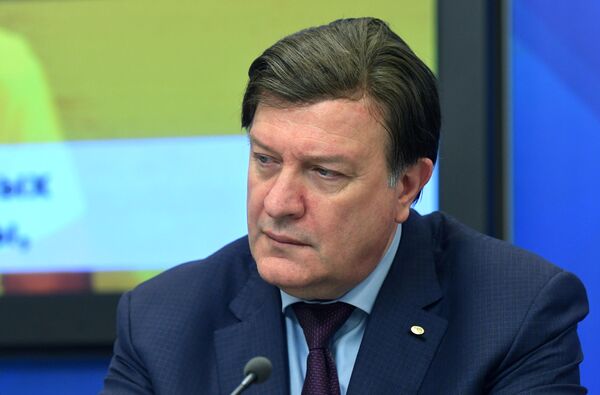 Амиран Ревишвили на пресс-конференции по итогам лечения Касима Алькадима Амиран Ревишвили на пресс-конференции по итогам лечения Касима Алькадима