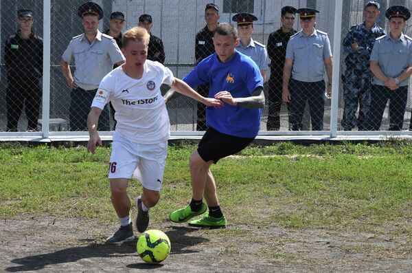 Павел Мамаев (справа) Павел Мамаев (справа)