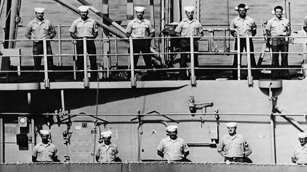 Команда эсминца USS Vincennes. 1988 год Команда эсминца USS Vincennes. 1988 год