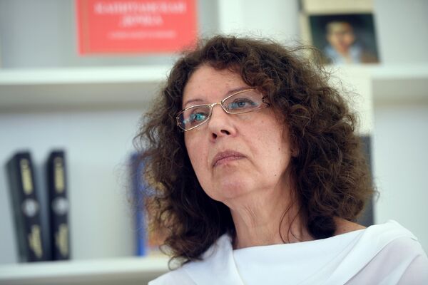 Писательница Александра Маринина Писательница Александра Маринина