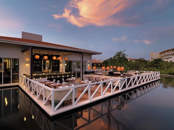 Отель UNICO 20º87º Hotel Riviera Maya 5* Отель UNICO 20º87º Hotel Riviera Maya 5*