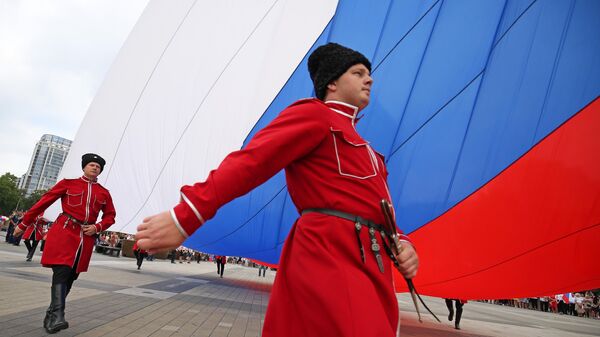 Почетный караул Кубанского казачьего войска на празднование Дня государственного флага Российской Федерации в Краснодаре Почетный караул Кубанского казачьего войска на празднование Дня государственного флага Российской Федерации в Краснодаре