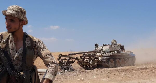 Техника разминирования в окрестностях сирийского города Хан-Шейхун в провинции Идлиб Техника разминирования в окрестностях сирийского города Хан-Шейхун в провинции Идлиб