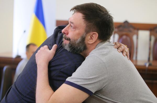 Руководитель портала РИА Новости Украина Кирилл Вышинский на заседании апелляционного суда Киева. 28 августа 2019
Руководитель портала РИА Новости Украина Кирилл Вышинский на заседании апелляционного суда Киева. 28 августа 2019