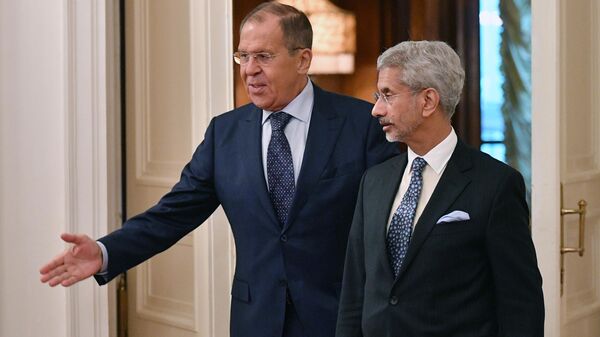 Министр иностранных дел РФ Сергей Лавров и министр иностранных дел Индии Субраманиам Джайшанкар во время встречи в Москве Министр иностранных дел РФ Сергей Лавров и министр иностранных дел Индии Субраманиам Джайшанкар во время встречи в Москве